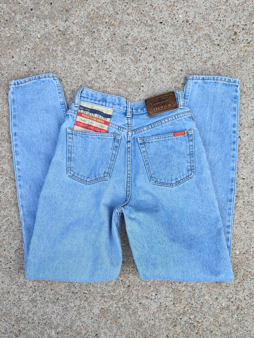 Vintage Lawman Patch High Waisted Rise Cotton Tapered Leg Mom Jeans